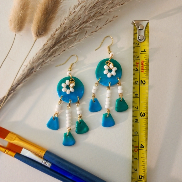 Hand crafted Polymer/Beads Earring - Picture 3 of 3